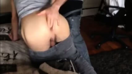 Daddy Teaches Twink the Ways of Love