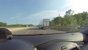 m exhibant nue puis je me masturbe au bord de l autoroute voici pour ce ...