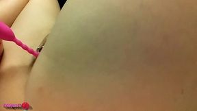 adalynnx - first time using vibrating silicone sounds