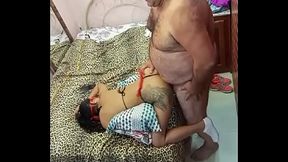 MORENA DE 23 ANOS QUER TRANSAR COM O COROA TODAS AS TARDES ESSA SAFADINHA