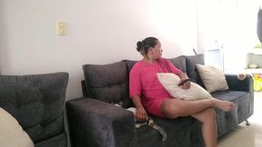 Two hot babes share lucky guy in FFM threesome