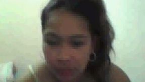 Cute and chunky Philipino lady on the webcam flashing tits