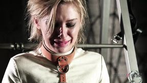 Kleio Valentien &amp; Savannah Fox - She&#039;s in Charge #2