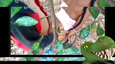 FODENU UMA MORENINHA VIRGUEN NO SOFA DEPOIS ELA FALO PRA SUA QUE ME DEU TANBEM