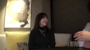 Asian Amateur Bartenders Hamp it Up, Bouncing both Assets
