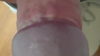 Devasa penisli genç Rus transseksüel eşcinseller anal yoldan ilişkiye giriyor.