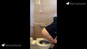 December 2021 Pee Snapchat Compilation