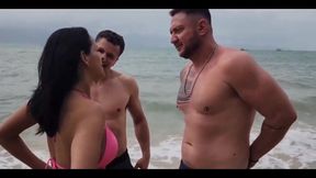 I Met Two Cats on the Beach and Made Out with Them Right There