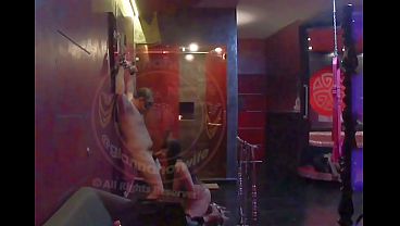 SOMETIENDO A MI MACHO EN HABITACION REDROOM (CALABOZO) PARTE 1/2
