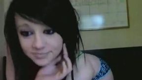 Persian horny babe loved to masturbate in front of the camera