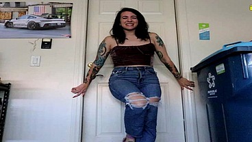 Mia Hope desperate to pee wetting her jeans