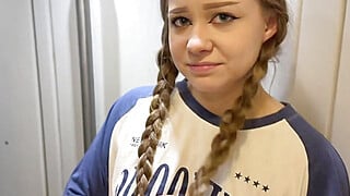 Helped Montanasvibe carry her things on the train, then fucked her in the toilet