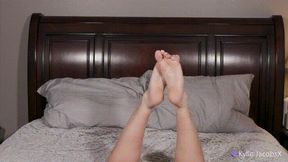 Barefoot Footplay Relaxing With Feet Up in Air - Kylie Jacobsx - MP4 4K HD