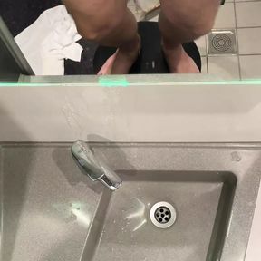 Hard and massive cumshot over the sink