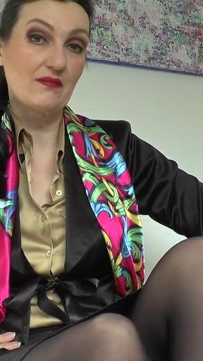 Satin Fetish: Hot Masturbation Game, Lady Victoria Valente