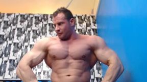 Big Arnold, Big Bodybuilder Posing