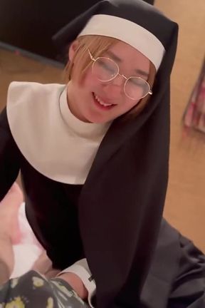 Cute Cosplay Look Steals the Spotlight, Private Chemistry Turns Into a Bold Secret Finish