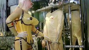 Madame Gillette Session - Femdom
