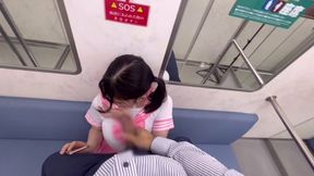 Teen influencer takes it from the train