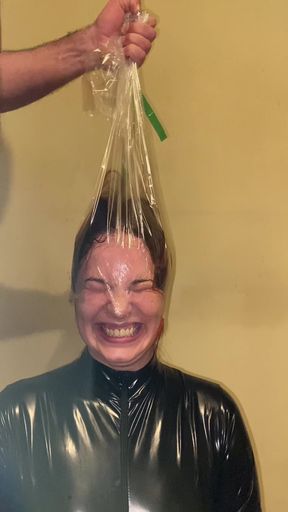 Plastic Bag Breathplay in Latex