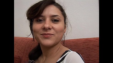 Brunette tastes an italian cock