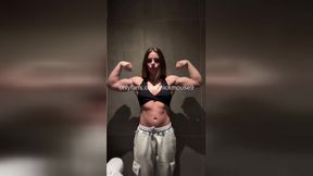 Sophie Rain Buddy Cums Hard on TikTok Live Pussy Wreck