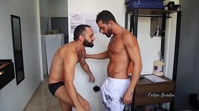 CHEGOU CHEIO DE TES&Atilde_O