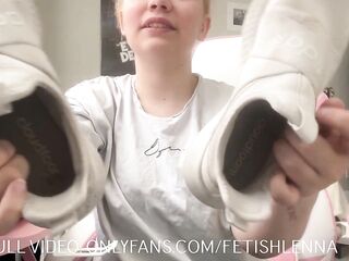 Makes u smell her perspired sneakers