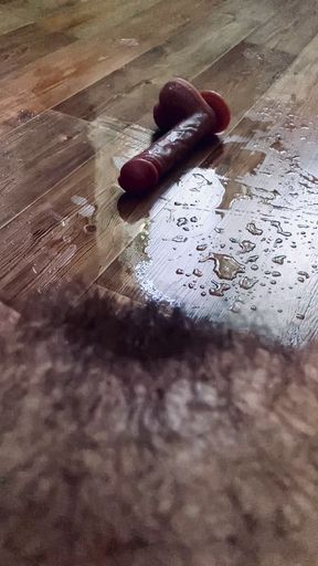 Hairy pussy squirt