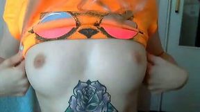 This blonde teen loves playing with herself on cam and she never shows her face