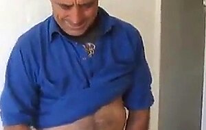 Amateur Horny Bear Daddy