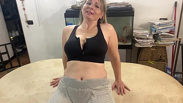 This morning Luna needed her dose of big cock in her pussy with a nice cumshot on her face