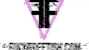 Soaked and wild bathtub fun with Yessica Bunny