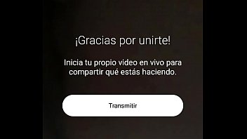 hace dedos y su madre la descubre