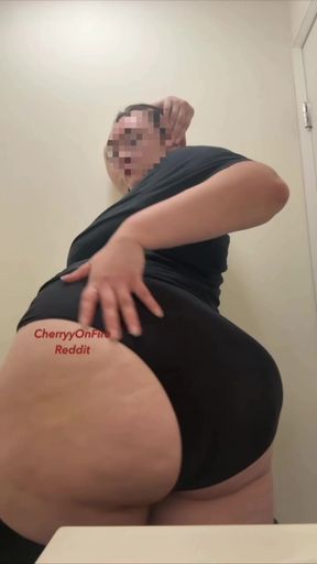 Baby gets her cherry popped by a sly devil