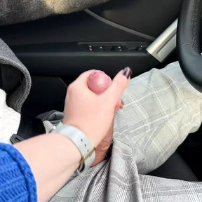 Car Blowjob during daylight driving - sloppy and dirty