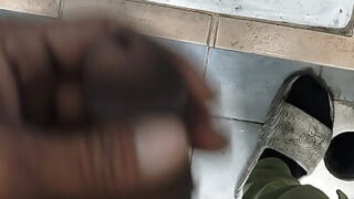 Pelacur gay Asia berwarna hitam dubur fucked