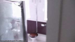 Samantha Alexandra Must Shave Her Pussy For The Landlord!!!