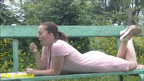 173 female sneezes (Jodie) HD - WMV