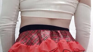 熱い女装男子たちが激しいアナルファックセッションで激しく突かれる
