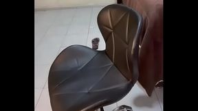 Ensinando minha cadela asi&aacute_tica a me dar prazer da maneira mais dif&iacute_cil