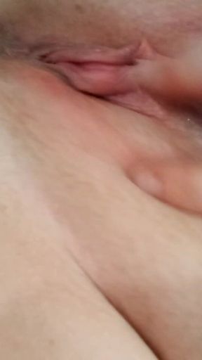 Squirting Lil Pussy