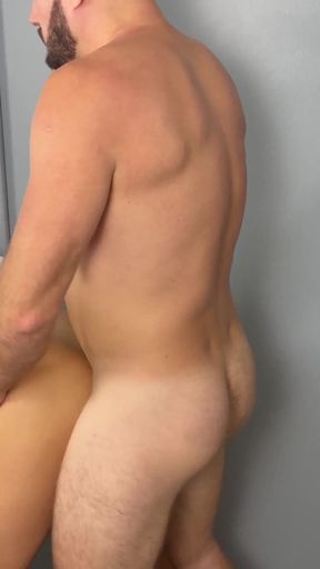 Seduced and Fucked My Best Friend’s Horny MILF Wife on the Kitchen Table