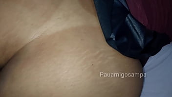 Revesei meu pau preto nos buracos da rabuda