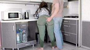 milf grabs boyfriend′s hard cock🍆 &mdash;  guides it to her ass🍑  Homemade anal👌 and blowjob