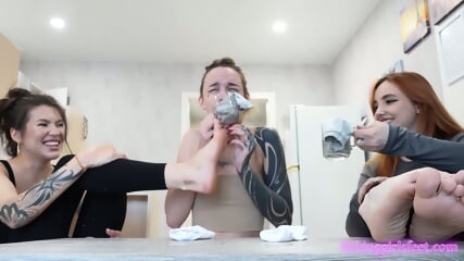 russian lesbian foot worship foot fetish