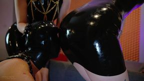 Polish latex shine ass worship facesitting