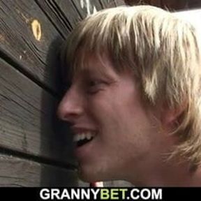 Stranger fucks busty granny in the change room