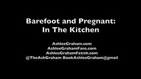 Barefoot and Pregnant: In The Kitchen Episode 1