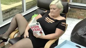 Poolboy loves huge boobs and hot gicks